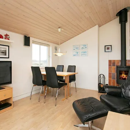 4 Person Holiday In Bl Vand *